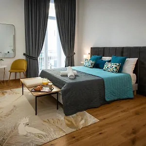 Downtown - E Si Nun Canto Moro Bed & Breakfast