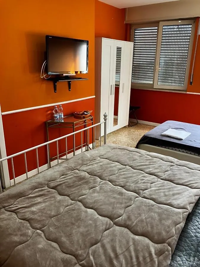 B&B Centralstationhouse Naples 0*,