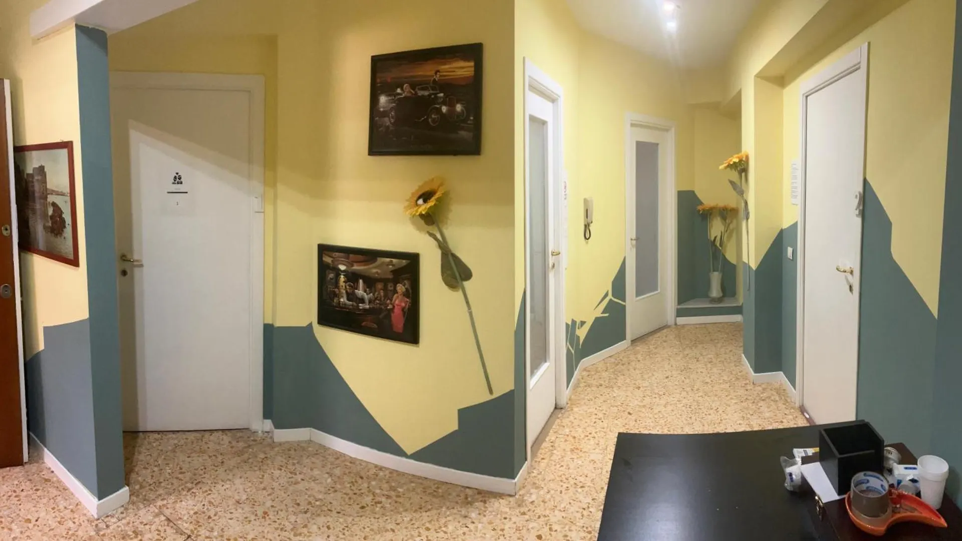 B&B Centralstationhouse Naples 0*,  Italie